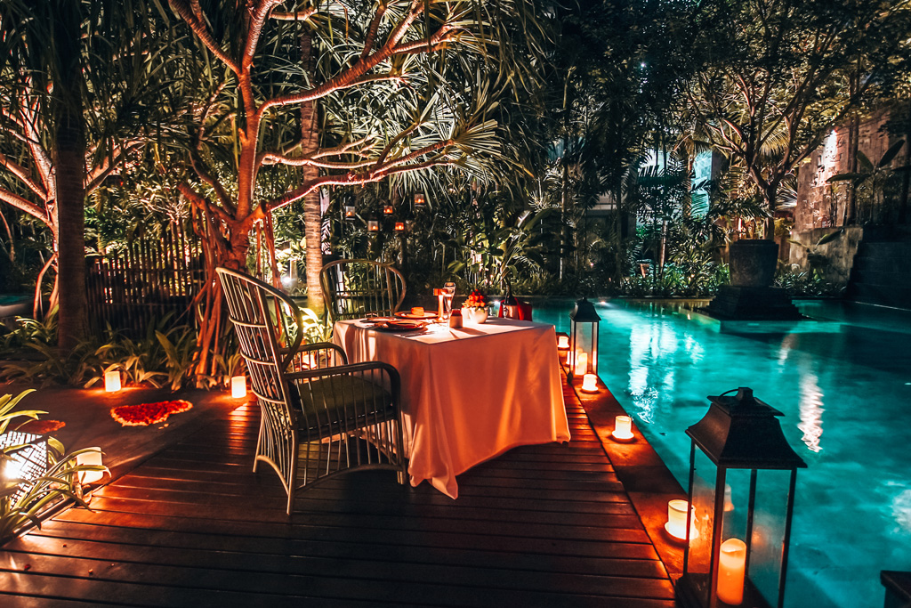 Romantic Dinner at Secret Garden Pool 