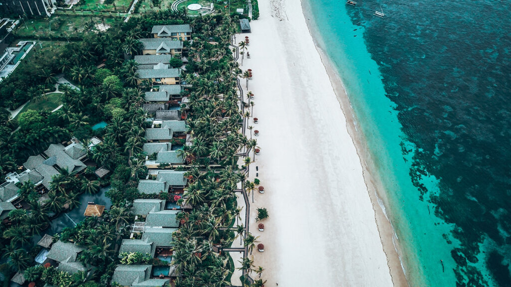 The St Regis Bali is situated along Nusa Dua’s most beautiful white sand beach