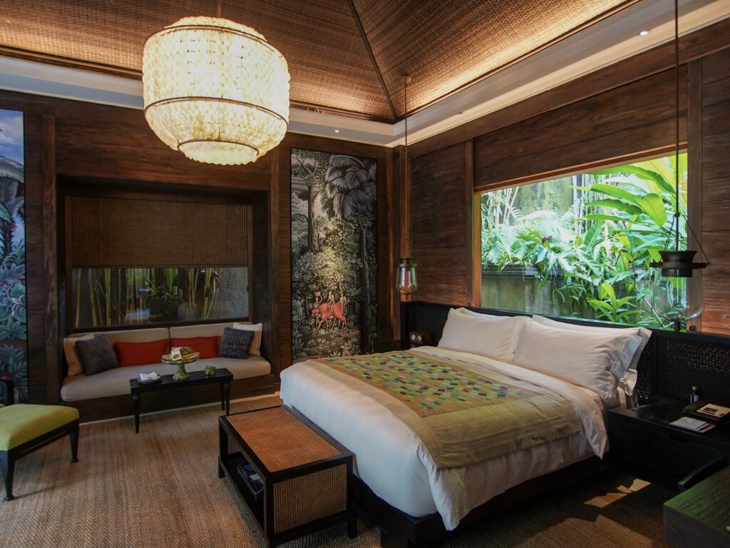 King size bed - One bedroom river front pool villa at Mandapa, A Ritz-Carlton Reserve